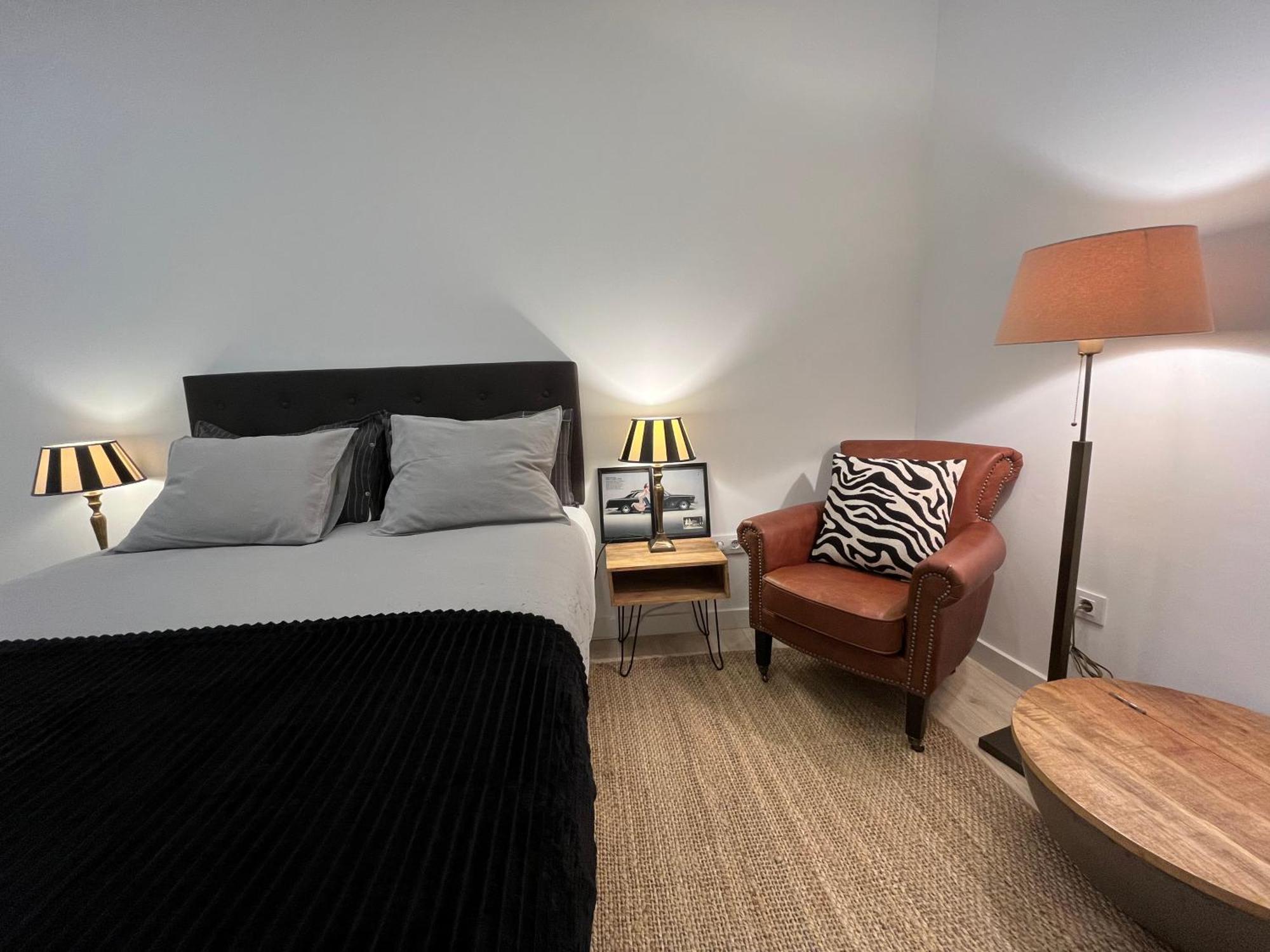 Puerta Del Sol House Apartment Madrid Bagian luar foto